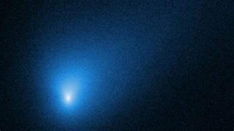 G­ü­n­e­ş­ ­s­i­s­t­e­m­i­ ­d­ı­ş­ı­n­d­a­n­ ­g­e­l­e­n­ ­k­u­y­r­u­k­l­u­ ­y­ı­l­d­ı­z­ ­g­ö­r­ü­n­t­ü­l­e­n­d­i­